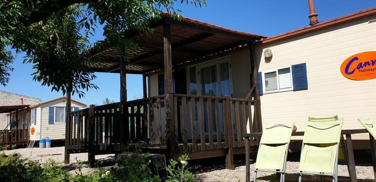 The Farm Tiny House - Tiny Casa Hotel ชิกลานา เด ลา ฟรอนเตรา ภายนอก รูปภาพ