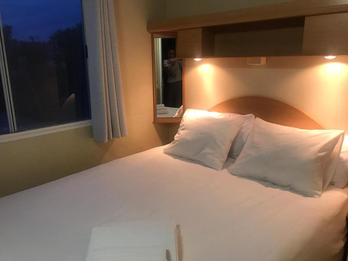 The Farm Tiny House - Tiny Casa Hotel ชิกลานา เด ลา ฟรอนเตรา ภายนอก รูปภาพ